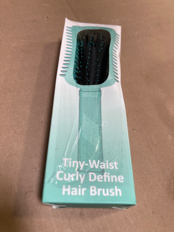 Photo 1 of Curly Hair Brush Defining, Volume Curl Defining Brush for Effortlessly Detangling Shaping and Styling Women's Curls, Reduce Pulling (Green 1PC)