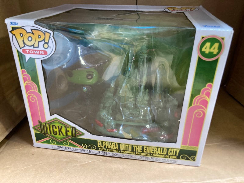 Photo 1 of Funko Pop Town: Wicked - Elphaba with Emerald City - Collectable Vinyl Figure - Gift Idea - Official Merchandise - Toys for Kids & Adults - Fantasy Fans - Model Figure for Collectors and Display