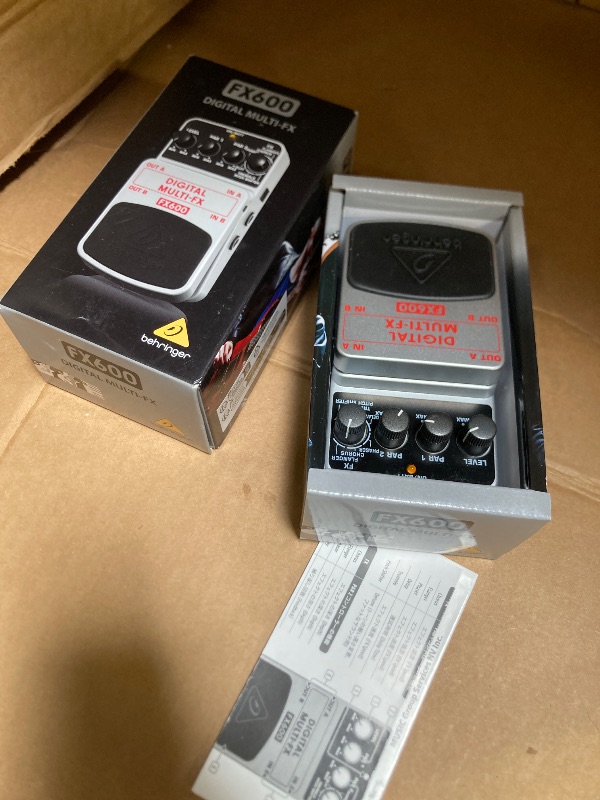 Photo 1 of Behringer Digital Multi-FX FX600 Stereo Multi-Effects Pedal