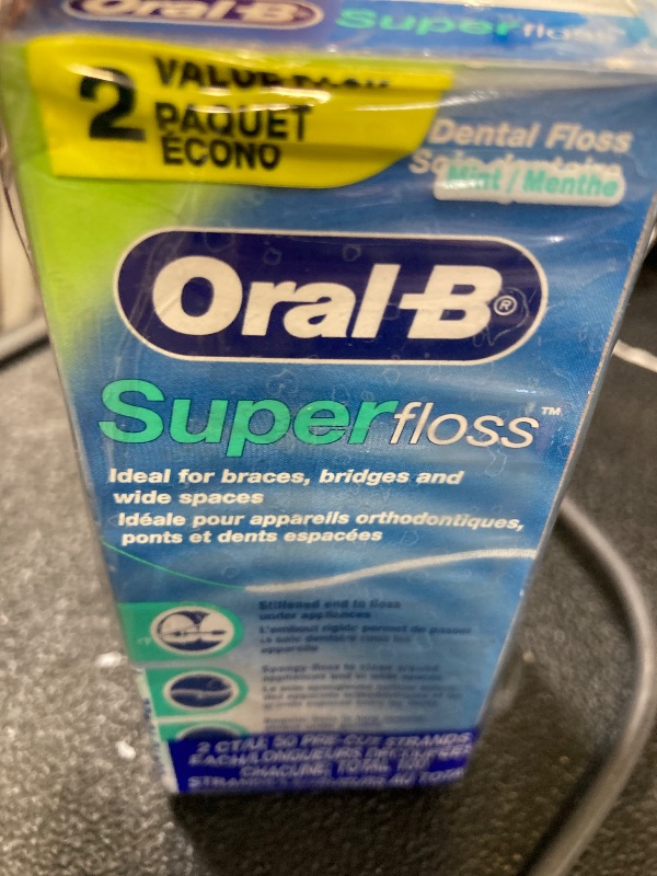Photo 1 of Oral-B Dental Floss for Braces, Super Floss Pre-Cut Strands, Mint, 50 Count, Pack of 2