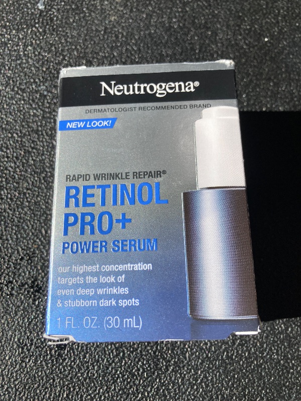 Photo 1 of Neutrogena Rapid Wrinkle Repair Retinol Pro+ Power Facial Serum, Gentle Anti-Aging Face Serum with Pure Retinol & Nourishing Emollients, Non-Comedogenic, Paraben-Free, 1 fl. oz