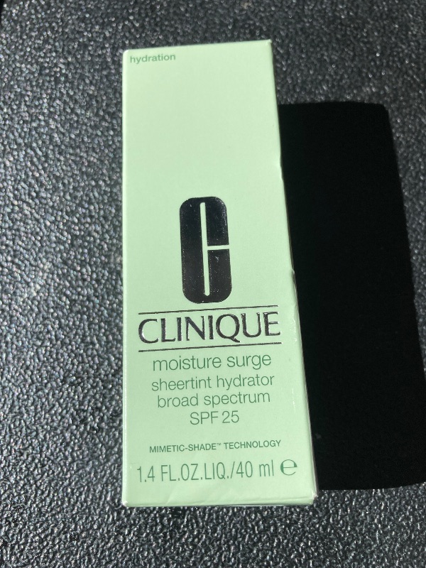 Photo 1 of Clinique Moisture Surge Sheertint Hydrator Hydrating Tinted Moisturizer Broad Spectrum SPF 25 With Hyaluronic Acid + Aloe Water For All Skin Types | Sheer Coverage, Natural Finish, Light, 1.4 Fl Oz