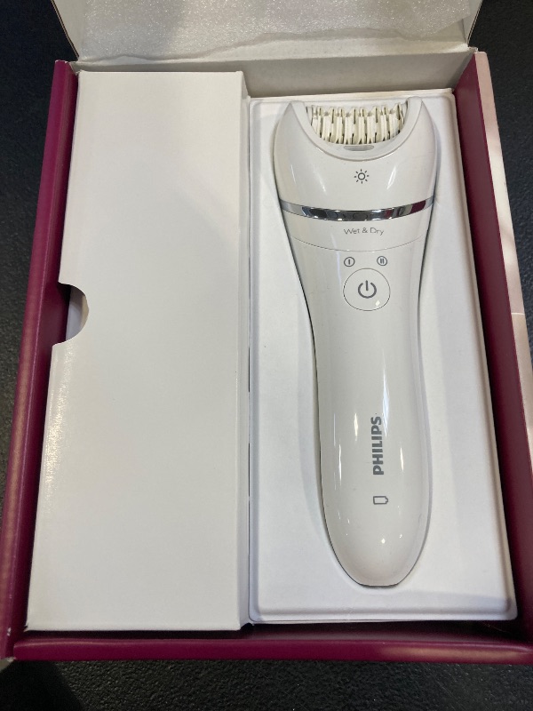 Photo 1 of Philips Beauty Epilator Series 8000 for Women, with 3 Accessories, BRE700/04