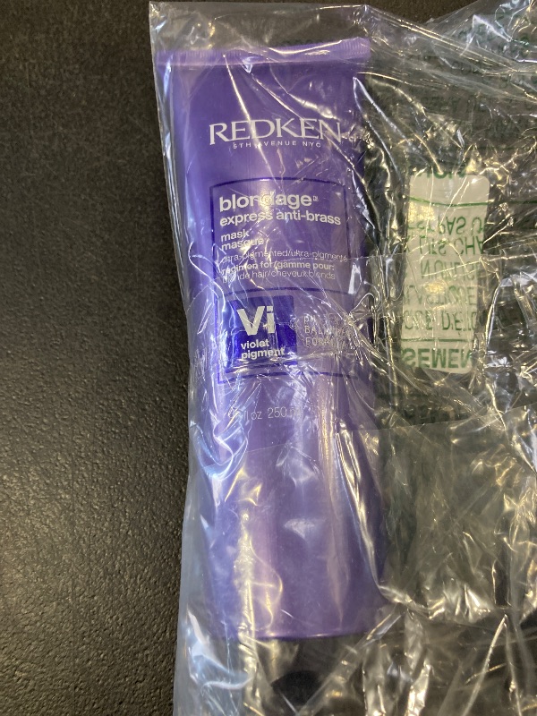 Photo 1 of Redken Blondage Express Anti-Brass Mask For Blonde & Highlighted Hair - Ultra-Pigmented Purple Mask For Blonde Hair, 8.5 Fl Oz