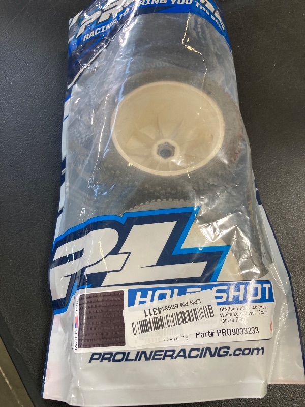 Photo 1 of Pro-Line Racing HoleShot VTR 4.0 S3 18 TruckMTD White Wheels F/R PRO9033233 RC Tire