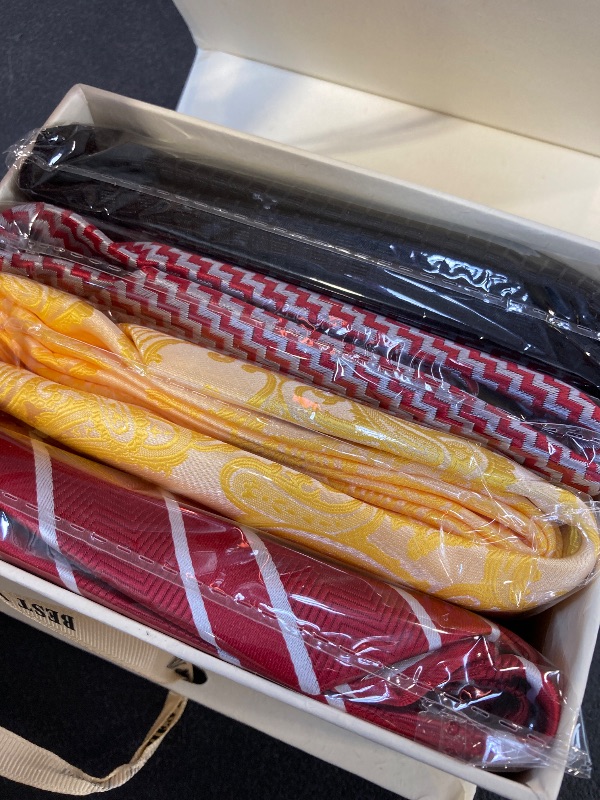 Photo 1 of KissTies 4PCS Ties Black Red Yellow 63''XL Extra long Necktie + 1 Magnetic Box