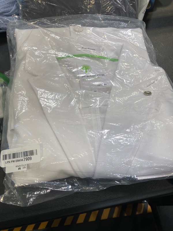 Photo 1 of Healing Hands White Lab Coat - 6 Pocket Mid Length 5100 Logan Mens The Coat Modernist Collection M