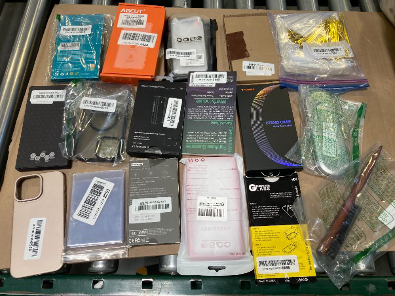 Photo 1 of BAG LOT. MISC. ITEMS
----FINAL SALE / NO RETURNS ---