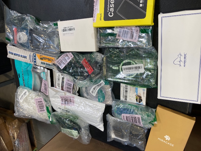 Photo 1 of BAG LOT. MISC. ITEMS
----FINAL SALE  / NO RETURNS ---