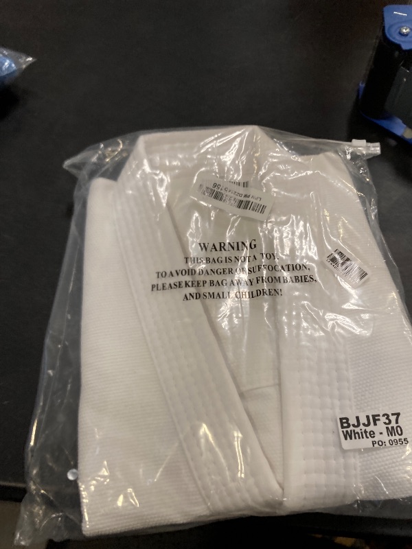 Photo 1 of JUST YEARN Kids BJJ GI, Youth IBJJF Children’s Students Brazilian Jiujitsu Gi kimono Pre-washed Fabric Belt Not Included. White 2 pcs