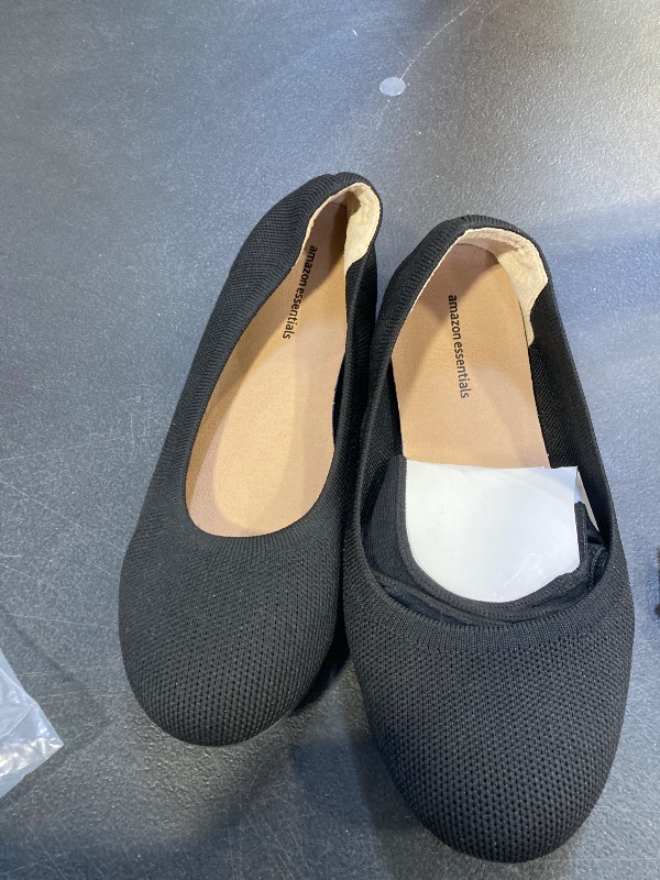 Photo 1 of Amazon Essentials Women's Knit Ballet Flat, Black, 8