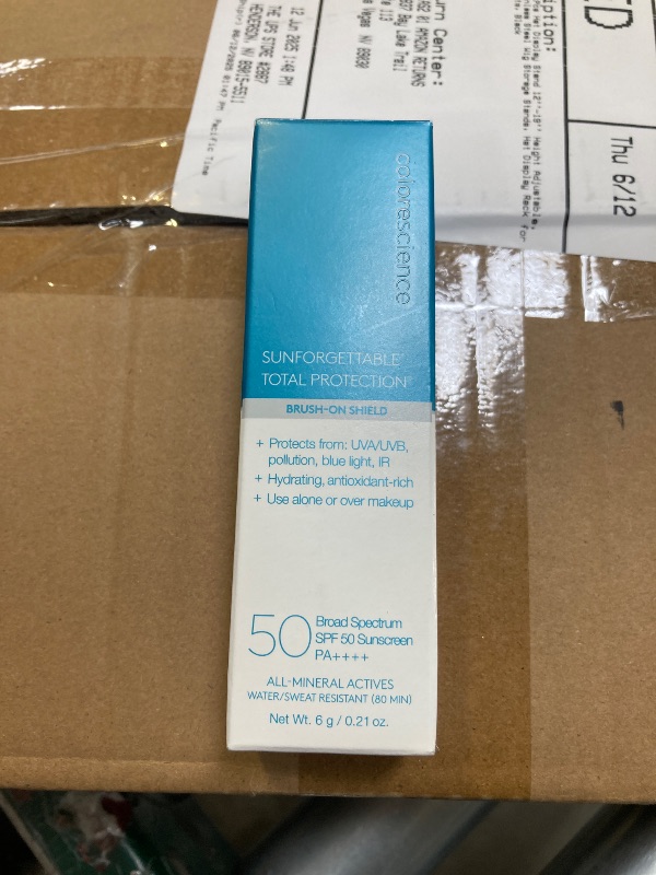 Photo 1 of Colorescience Brush-On Sunscreen Mineral Powder for Sensitive Skin, Fair 1 Count (Pack of 1)