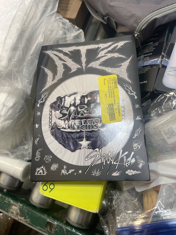 Photo 1 of Stray Kids [ATE (Chk Chk Ver., Boom Ver.)]?????