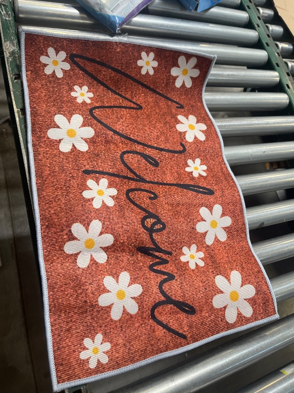 Photo 1 of Door Mat Indoor Entrance Heavy Duty Welcome White Daisy Doormat Outdoor Entrance Doormat Fade Resistant Rugs Entryway Home Decor,Garage,Patio Porch Farmhouse