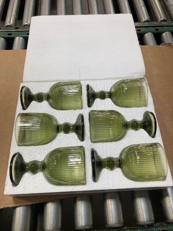 Photo 1 of Set Of 6 Wine Glasses, Green