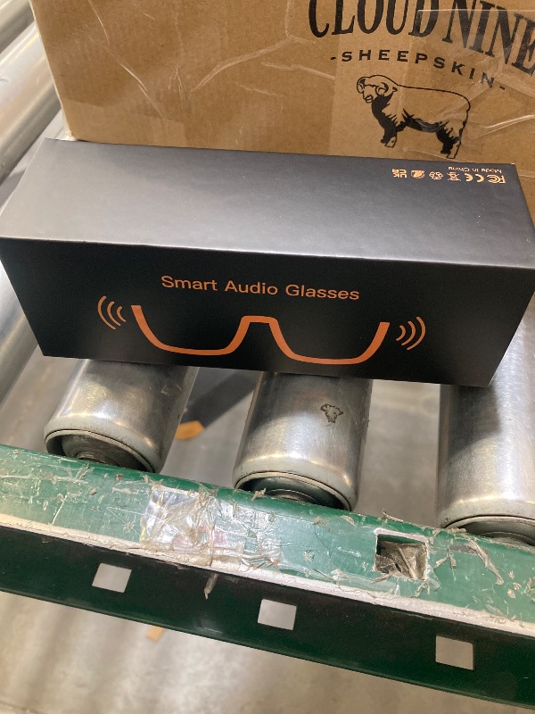 Photo 1 of Giinova Ai Translation Smart Glasses with Chat GPT Bluetooth for Men Women with 140 Language Color-Change Lens Clear Headphone with Speaker Sunglasses,Travel Meeting Trade Business