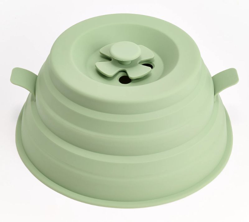 Photo 1 of Henning Lee Magnetic & Collapsible Silicone Microwave Cover
