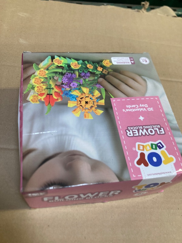Photo 1 of TOY Life 36 Pack Party Favors for Kids, Tiny Plants Mini Flowers Building Blocks Set for Classroom Prize, Flowers Botanical Succulents Building Toy with Gift Cards, Birthday Gifts for Boys Girls 6+