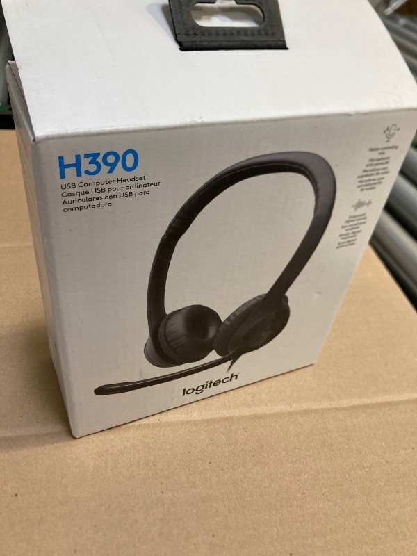 Photo 1 of Logitech H390 Gaming Headphones, Wired Headphones with Mic, USB Headset with Microphone for PC, Noise Cancelling Microphone for Video Meetings, Music, Gaming - Black