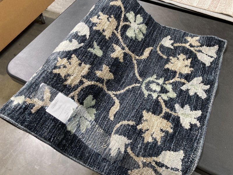 Photo 1 of Everest Runner, 2' 6" x 8'