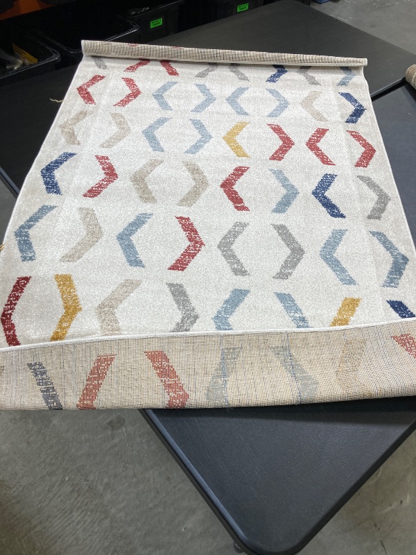 Photo 1 of Aidan Rug Collection, Maja,  3 ft. 4 in. x 5 ft.
