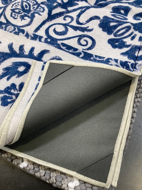 Photo 1 of Ruggable Flatwoven Washable Area Delphina Rug, 8’ x 10’