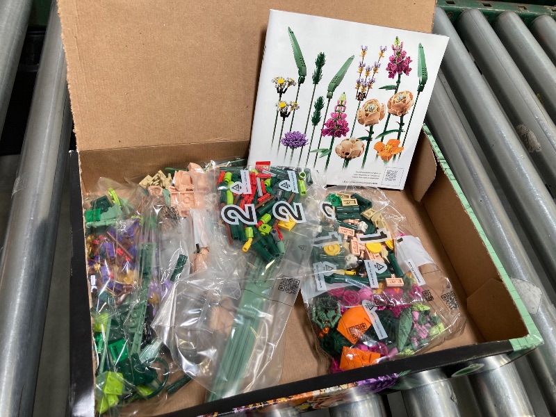 Photo 1 of LEGO Icons Flower Bouquet Building Set - Artificial Flowers for Decoration for Home and Display, Ages 18+ - Small Fake Flowers for Table, Desk, Office - Gift for Graduation - 10280