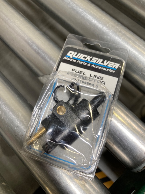 Photo 1 of Quicksilver 816856Q3 Quick Disconnect Fuel Line Connector,1 Count