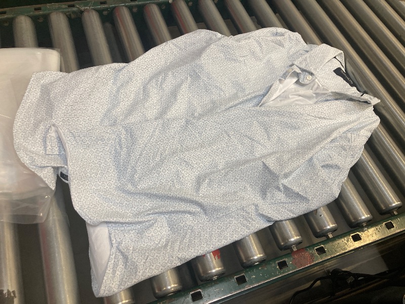 Photo 1 of Jachs NY Men's Short Sleeve Woven Shirt, SIZE L
