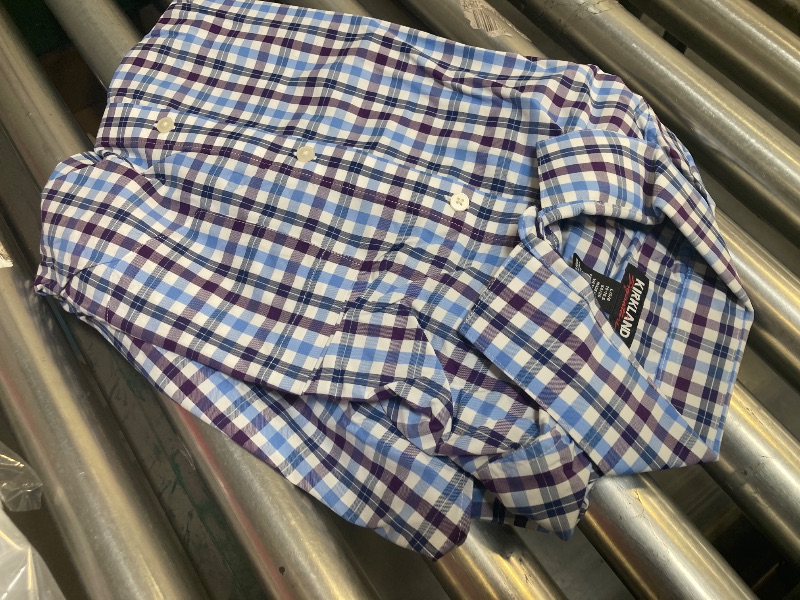 Photo 1 of KIRKLAND SIGNATURE MEN'S NYLON PERFORMANCE SHIRT, SIZE L
