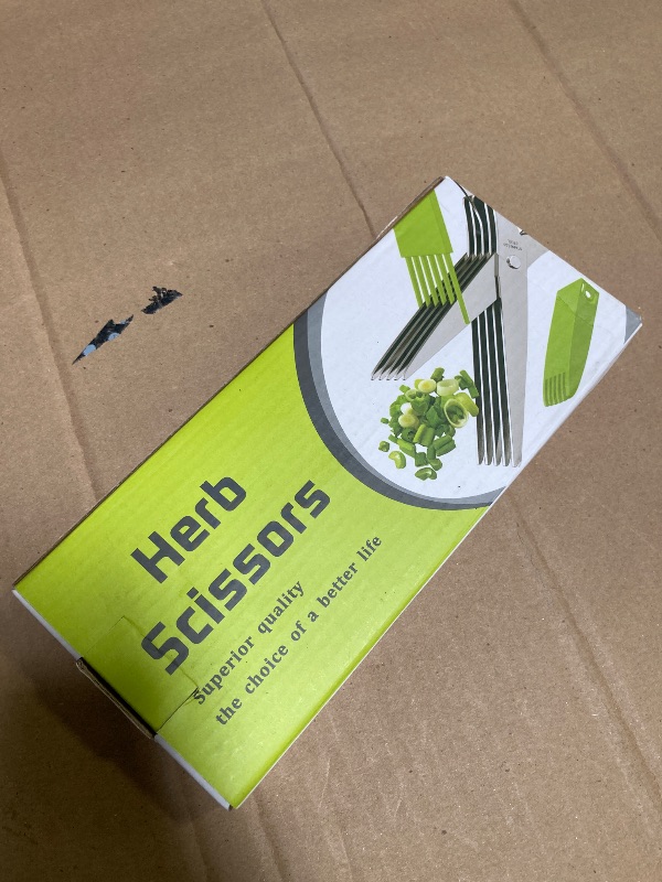 Photo 1 of 5 Blade  Scissors Kitchen Herbs Shears Cutter Set Multipurpose Cutting Shear with 5 Stainless Steel Blades & Safety Cover & Cleaning Comb Salad Sizzors Cilantro Chive Parsley Scissors (Blue Black)