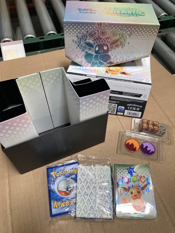 Photo 1 of Pokemon TCG: Scarlet & Violet—Prismatic Evolutions Elite Trainer Box