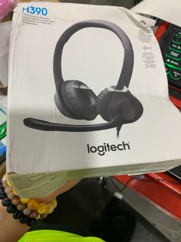 Photo 1 of Logitech H390 , Wired Headphones with Mic, USB Headset with Microphone for PC, Noise Cancelling Microphone for Video Meetings, Music, Gaming - Black