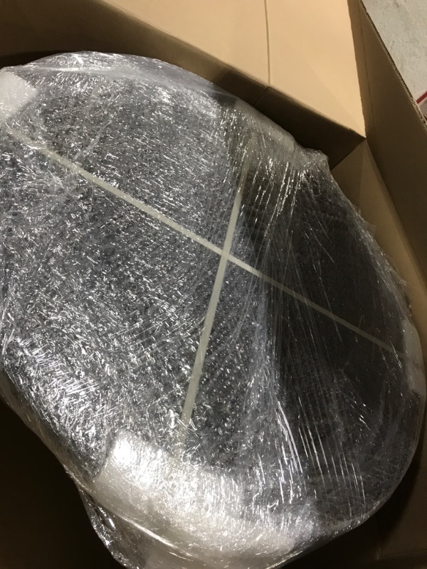 Photo 1 of Round Table 32 INCHES 