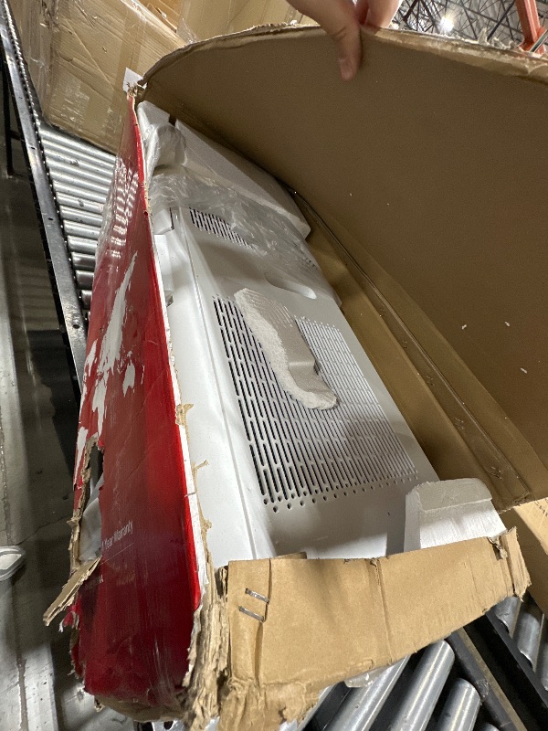 Photo 1 of TOSOT 11,500 BTU (8,000 BTU SACC) Portable Air Conditioner WiFi Control, 3-in-1 Portable AC, Dehumidifier, Fan for Large Rooms Up to 400 sq ft, Compact Design and Easy Installation, AOMI Series