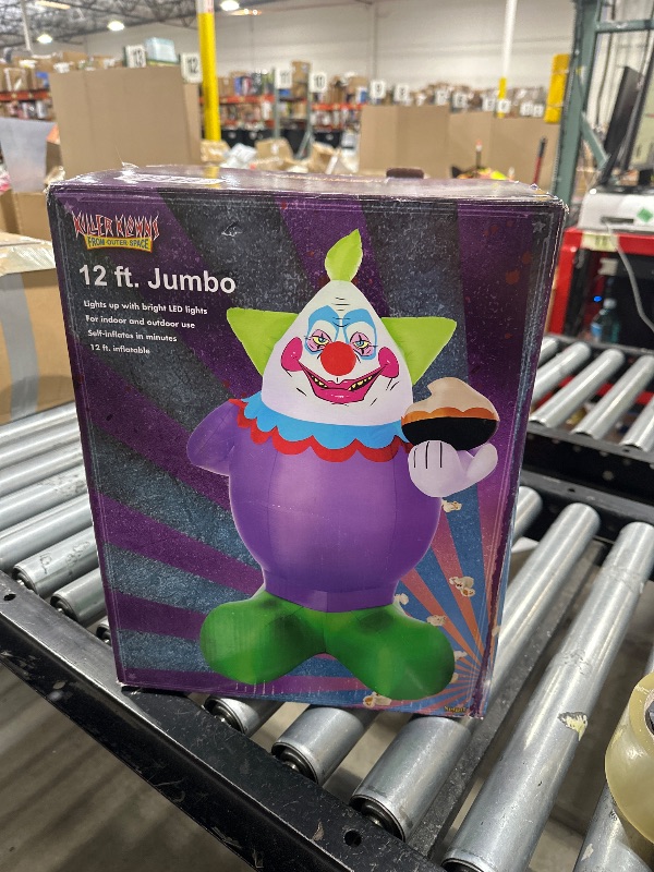 Photo 1 of Spirit Halloween Killer Klowns from Outer Space Jumbo Inflatable Decoration
