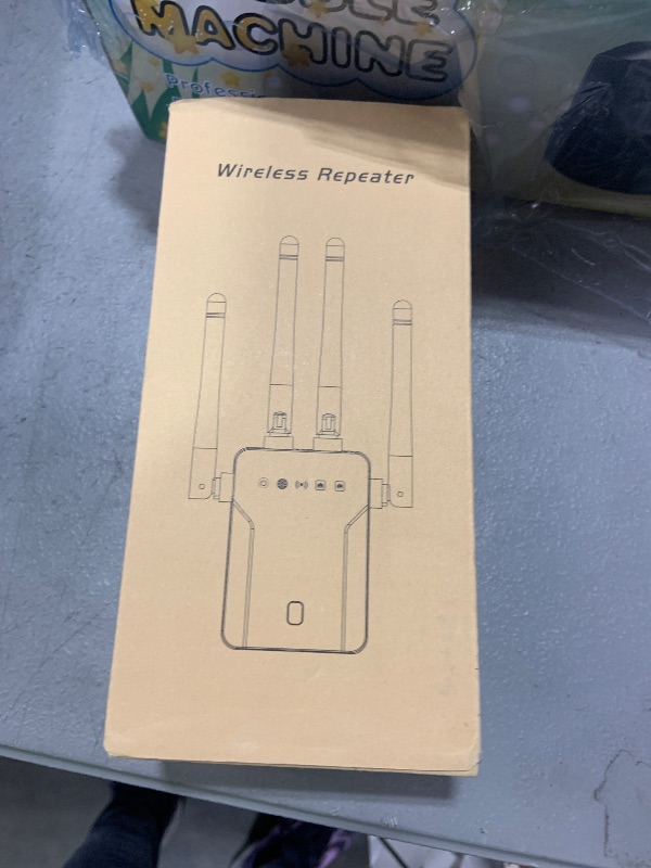 Photo 1 of Wireless repeater 