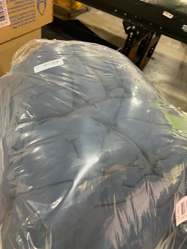 Photo 1 of Nautica - King Comforter Set, Reversible Bedding with Matching Shams, Microsuede with Sherpa Reverse, Oek-Tex Certified (Crossview Navy)