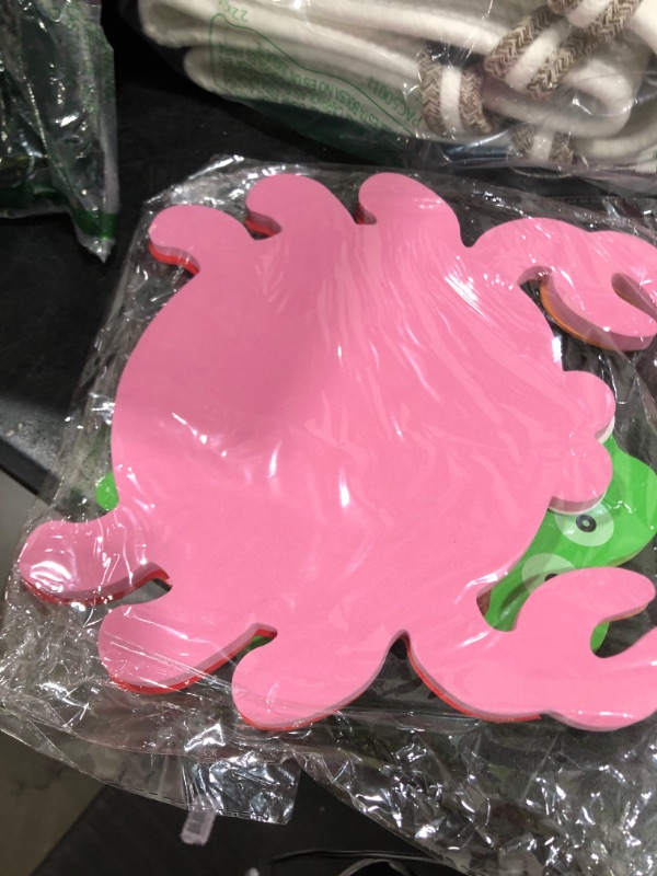 Photo 1 of TOYANDONA EVA Bathing Toy Shower Toys for Toddlers 1-3 2pcs Mirror Bath Toys, Baby Mirror Toys Frog Crab Bath Toys for Toddlers Kids Bathtub Toys Bathtime Toys Baby Water Toys
