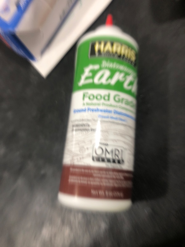 Photo 1 of HARRIS Diatomaceous Earth Food Grade, Half Pound with Easy Application Puffer Tip