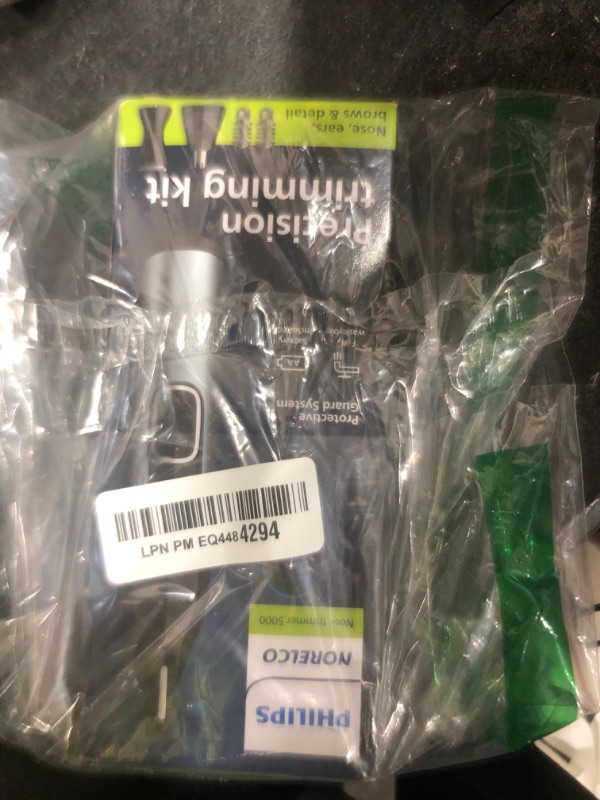 Photo 1 of Philips Norelco Nose Trimmer 5000 for Nose, Ears, Eyebrows Trimming Kit, NT5600/62