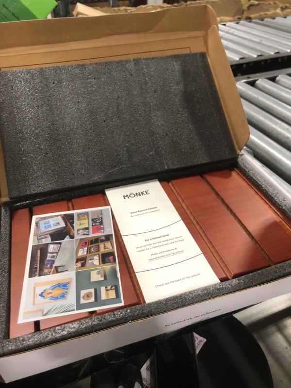 Photo 1 of MONKE VINYL RECORD HOLDER