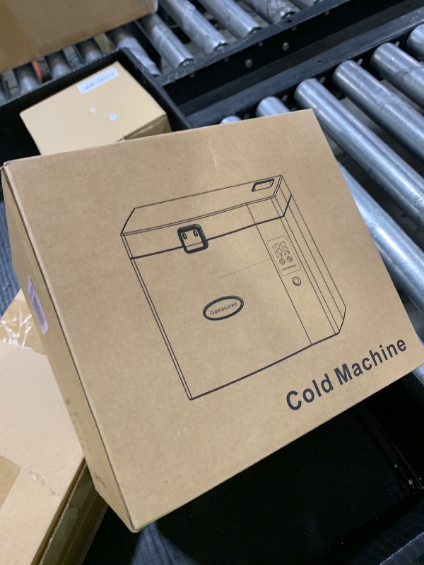 Photo 1 of Cold machine