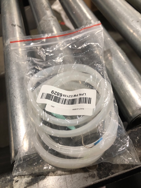 Photo 1 of 6 Pack Rubber Gaskets Replacement Seal White Ring for Nutri Ninja Blender Replacement for Ninja Auto iQ Pro Extractor CT680 BL456-30 BL480 BL681A BL682 BL640 (3.94 inch / 10cm Gaskets)