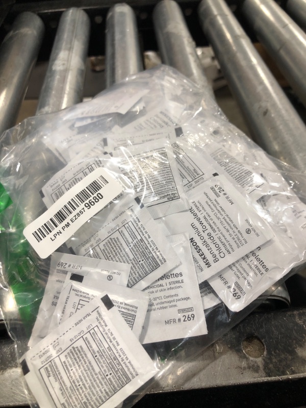 Photo 1 of McKesson Benzalkonium Chloride Towelettes [Pack of 100] First Aid Antiseptic Wipes, Sterile Individual Wrapped