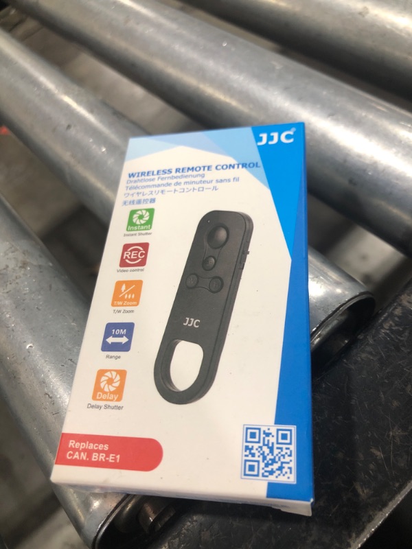 Photo 1 of JJC Wireless Bluetooth Remote Control Replace Canon BR-E1 for Canon EOS R100 R50 R10 R8 R7 R6 Mark II R6 R5 M50 M6 Mark II M200 6D Mark II Reble T8i T7i SL3 PowerShot V10 G5 X Mark II G7 X Mark III