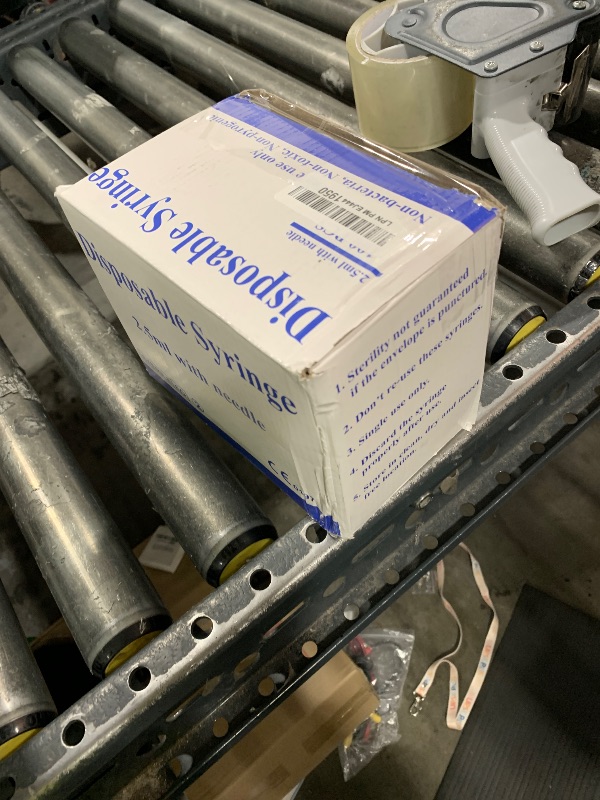 Photo 1 of 100 Pack Disposable 2.5ml/cc Lab Syringes with 25Ga 1 Inch Needle Luer Lock, Individually Sealed Packed