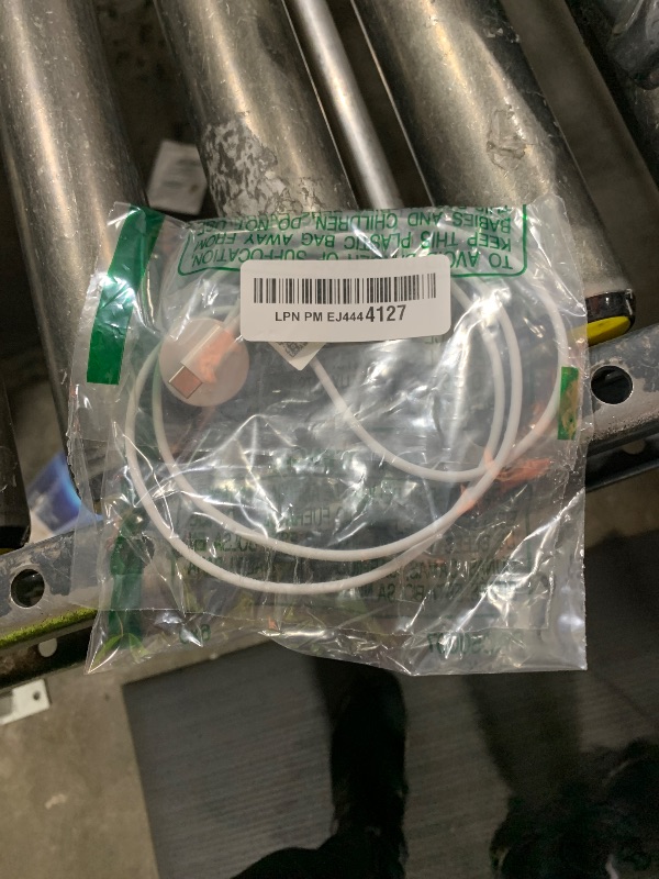 Photo 1 of ???? ???????? Magnetic Charging Cable for Apple Watch Charger,[USB C Port] Wireless Charging Cable Compatible with iWatch Series Ultra/10/9/8/7/6/SE/SE2/5/4/3/2[3.3FT/1M],White