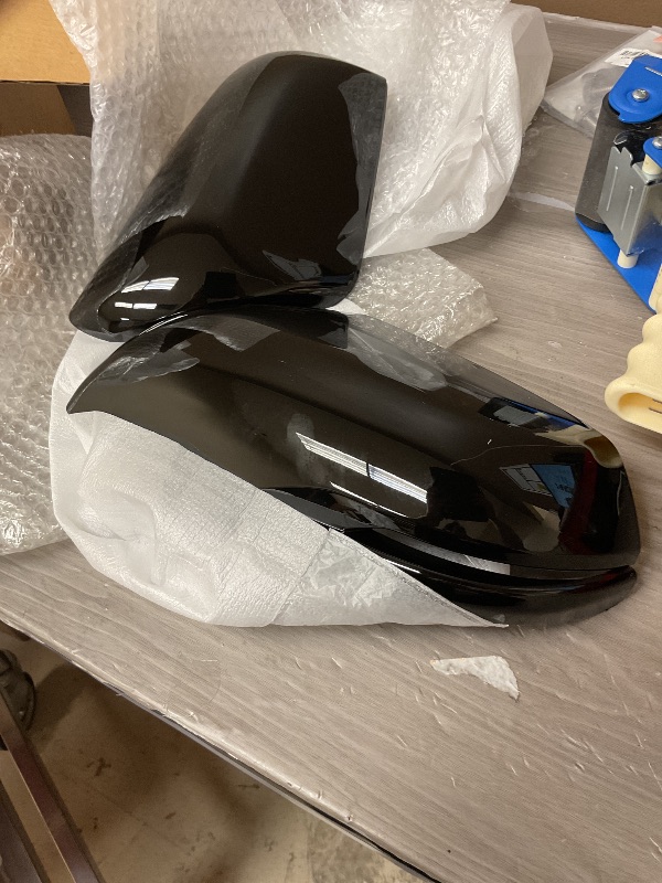 Photo 1 of Glossy Black Side Mirror Covers Caps Compatible with Honda CRV 2017 2018 2019 2020 2021 2022,Door Mirror Caps Replacement Pair With Turn Signal Cut-Outs