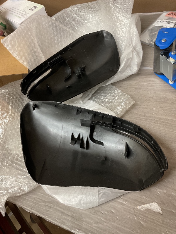 Photo 1 of Glossy Black Side Mirror Covers Caps Compatible with Honda CRV 2017 2018 2019 2020 2021 2022,Door Mirror Caps Replacement Pair With Turn Signal Cut-Outs